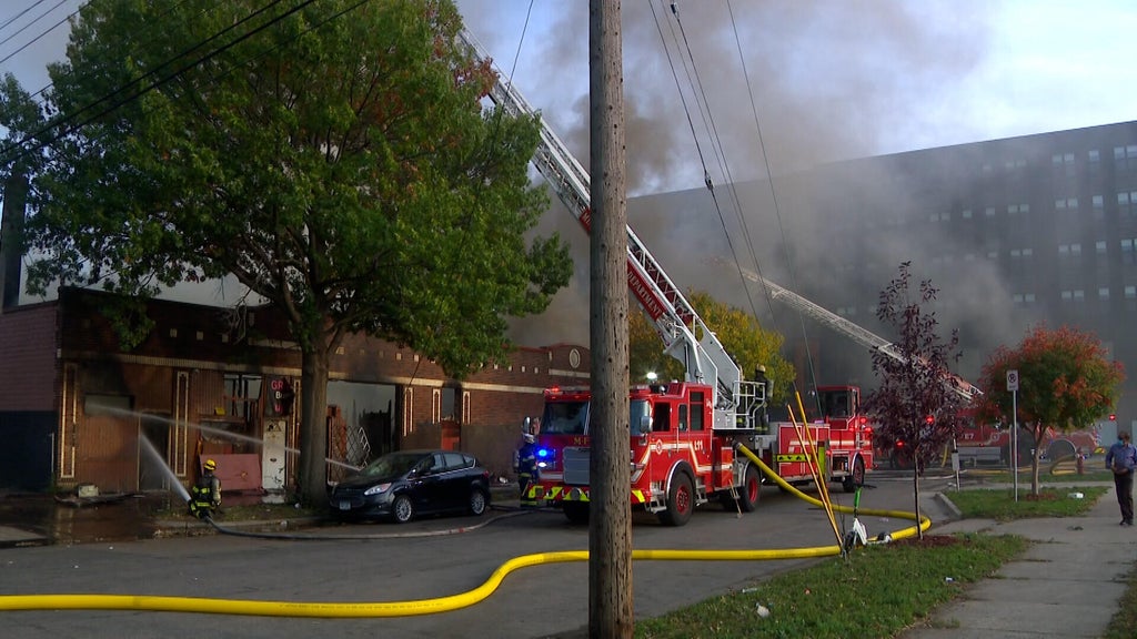 2 Minneapolis firefighters hurt in East Franklin Avenue business fire — WCCO / CBS Minnesota, Sonoma Health news