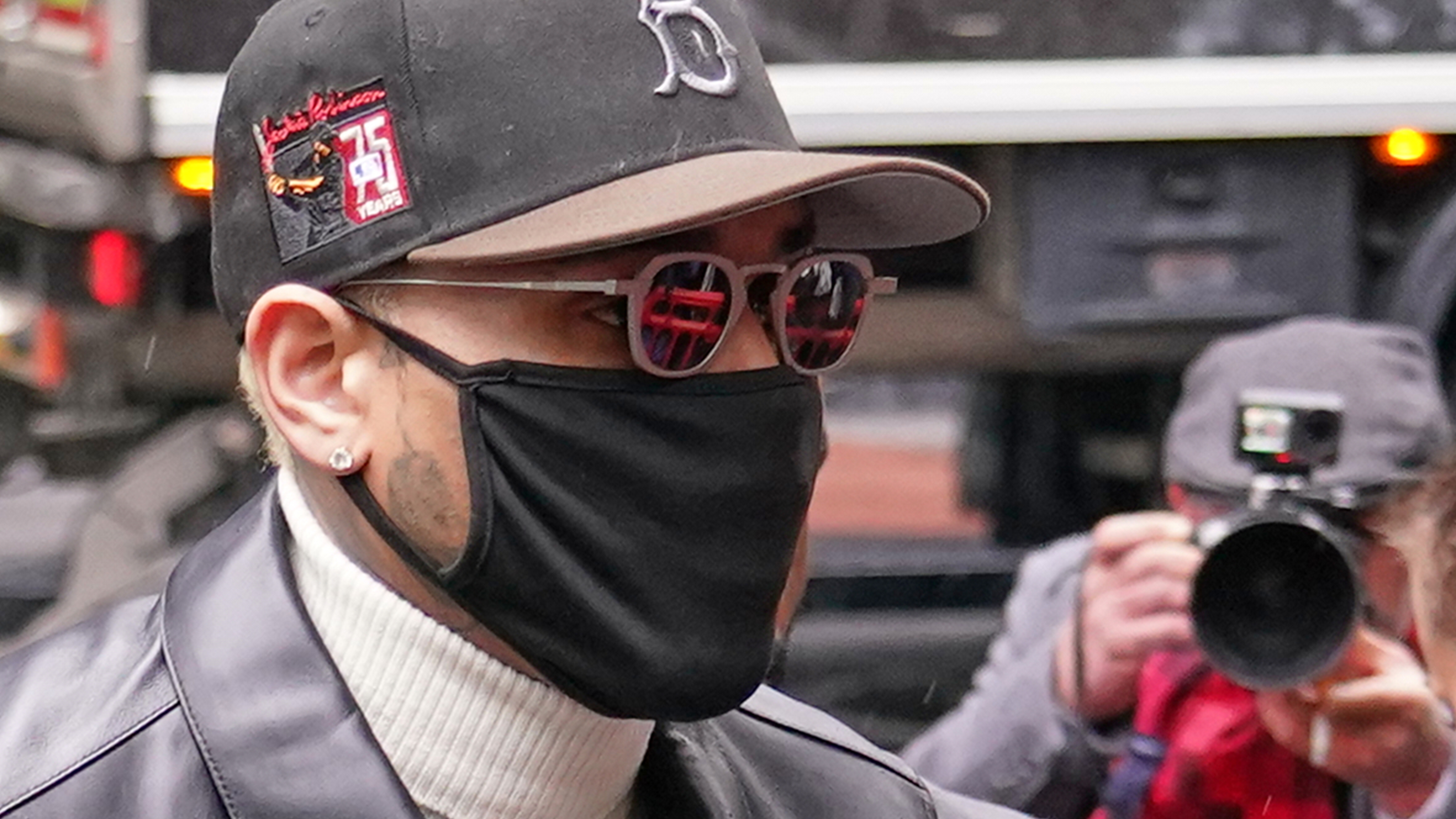 Chris Brown avoids prison time for brawling at a London nightclub

       — ABC 7 Bay Area, Sonoma Community news