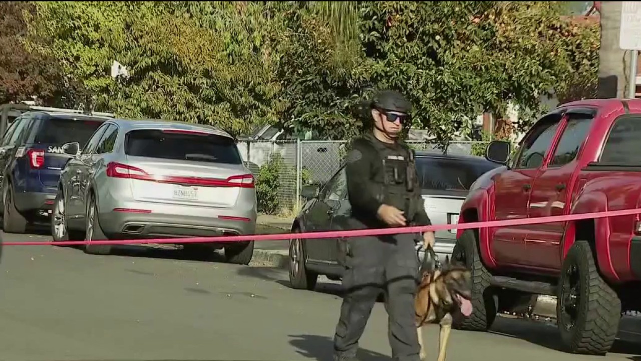 Man barricades in San Jose home after allegedly attacking neighbor with machete — KTVU FOX 2 Bay Area